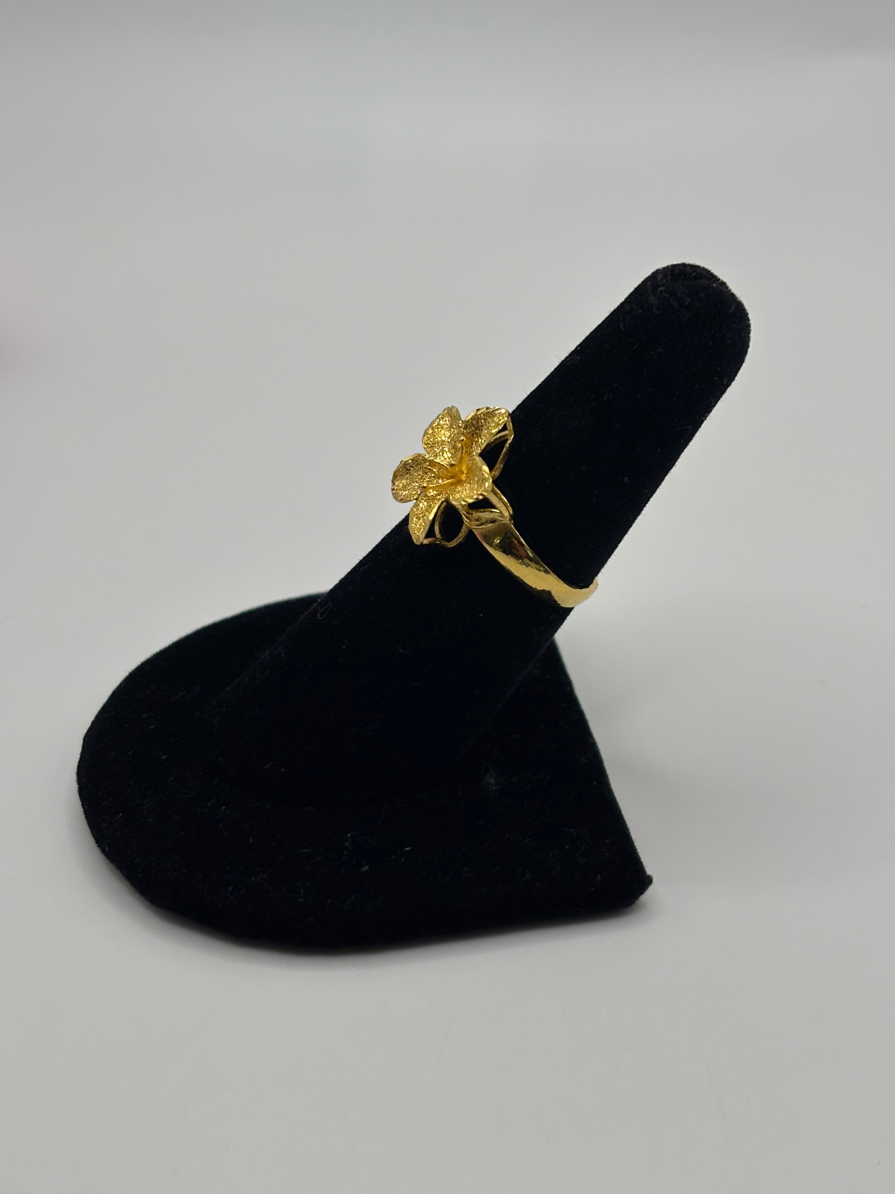 24k Lily Ring