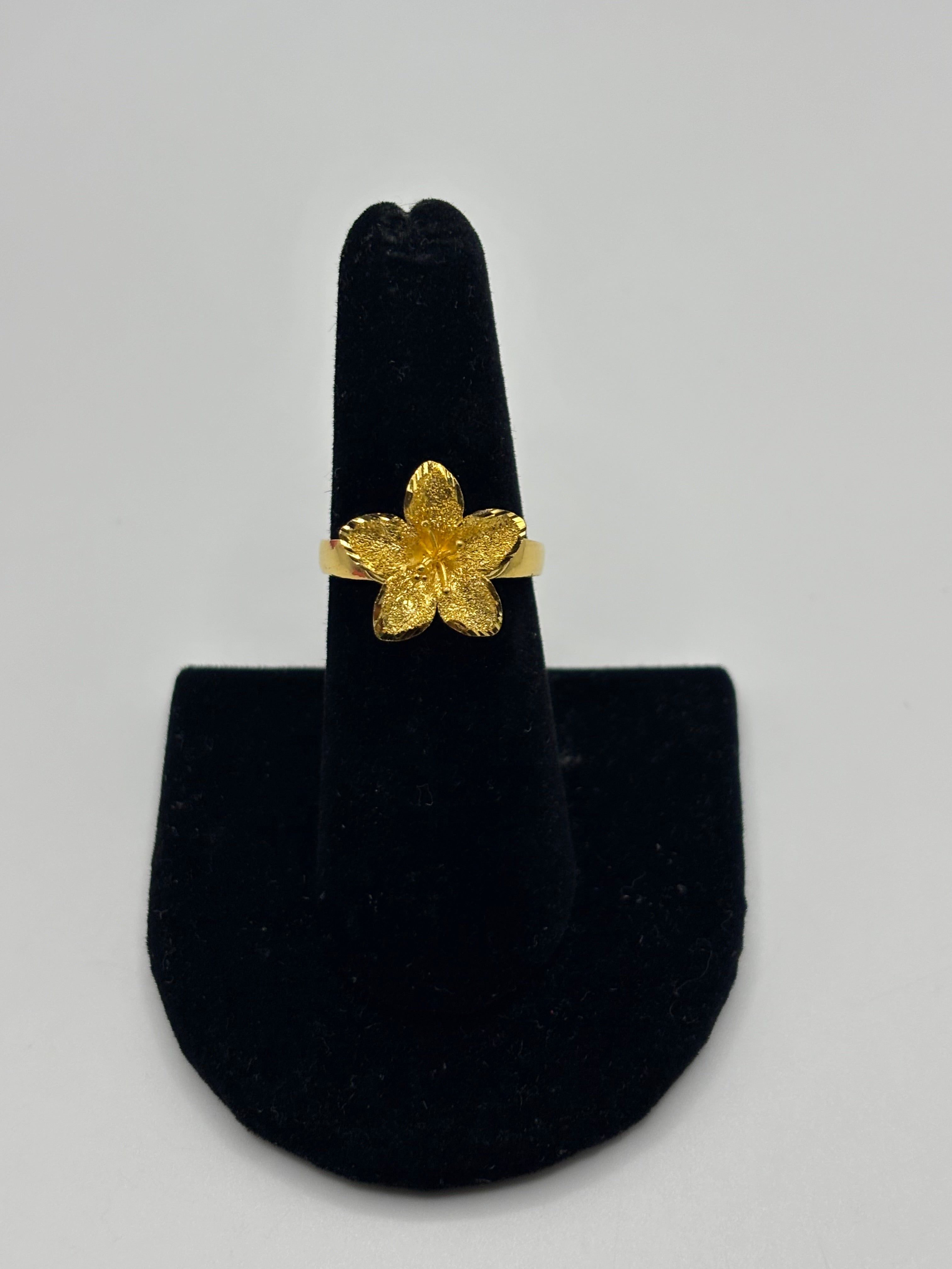 24k Lily Ring