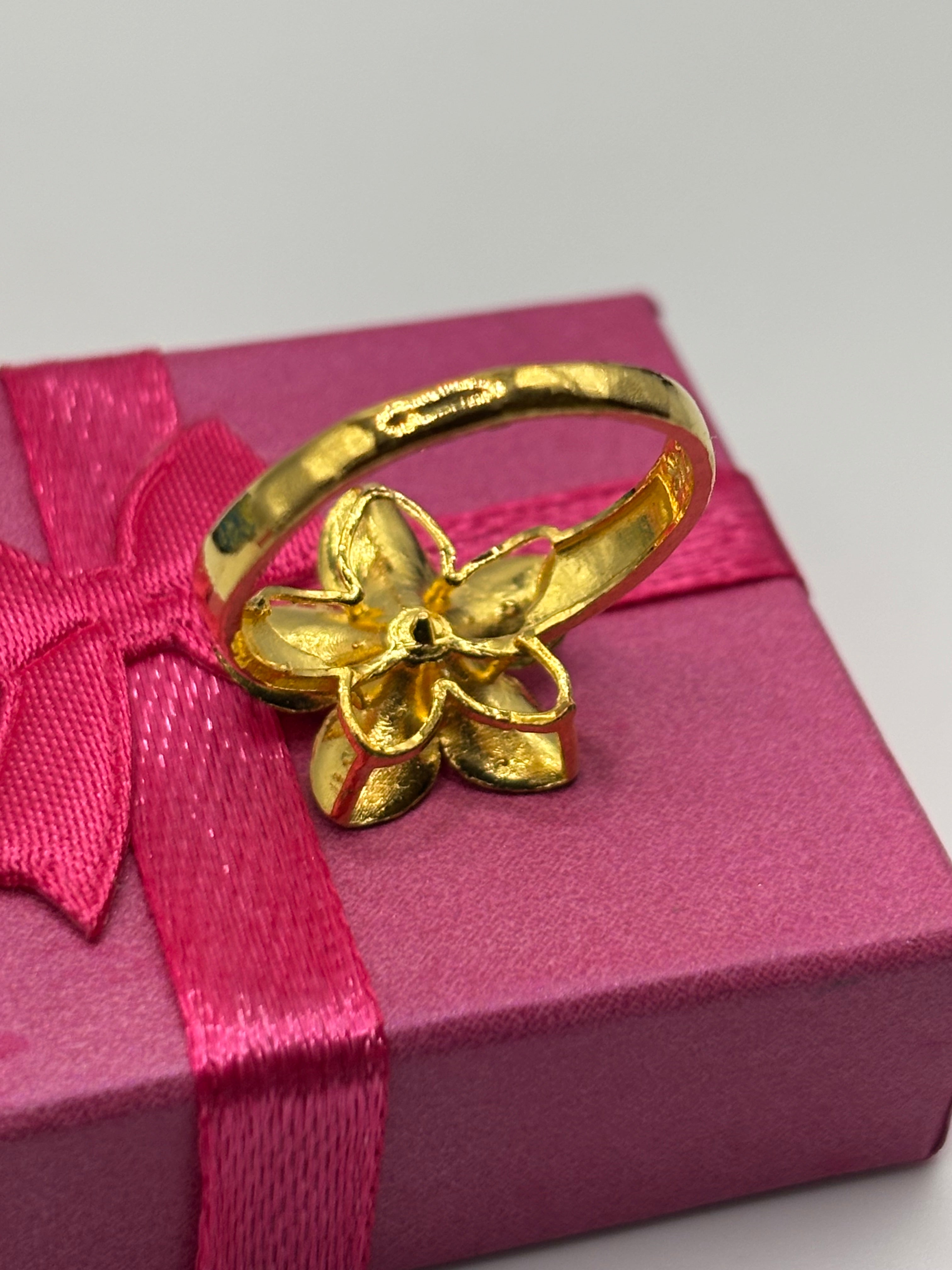 24k Lily Ring